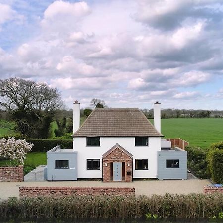 Covehithe House-Coastal Luxury- Sleeps 12-With Huge Swimspa! Wrentham Exteriér fotografie
