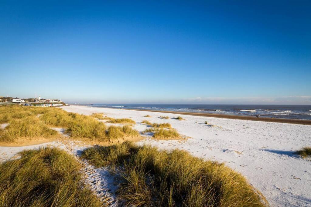 Covehithe House-Coastal Luxury- Sleeps 12-With Huge Swimspa! Wrentham Exteriér fotografie