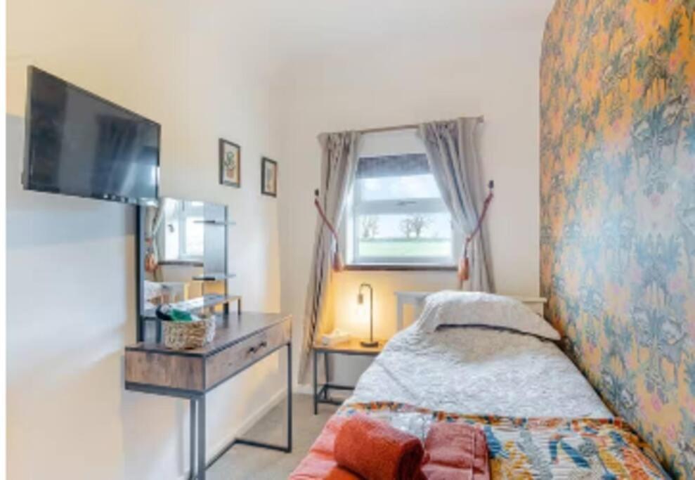 Covehithe House-Coastal Luxury- Sleeps 12-With Huge Swimspa! Wrentham Exteriér fotografie
