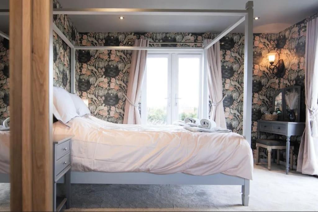 Covehithe House-Coastal Luxury- Sleeps 12-With Huge Swimspa! Wrentham Exteriér fotografie