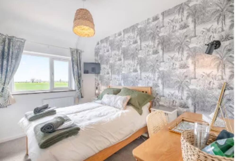 Covehithe House-Coastal Luxury- Sleeps 12-With Huge Swimspa! Wrentham Exteriér fotografie